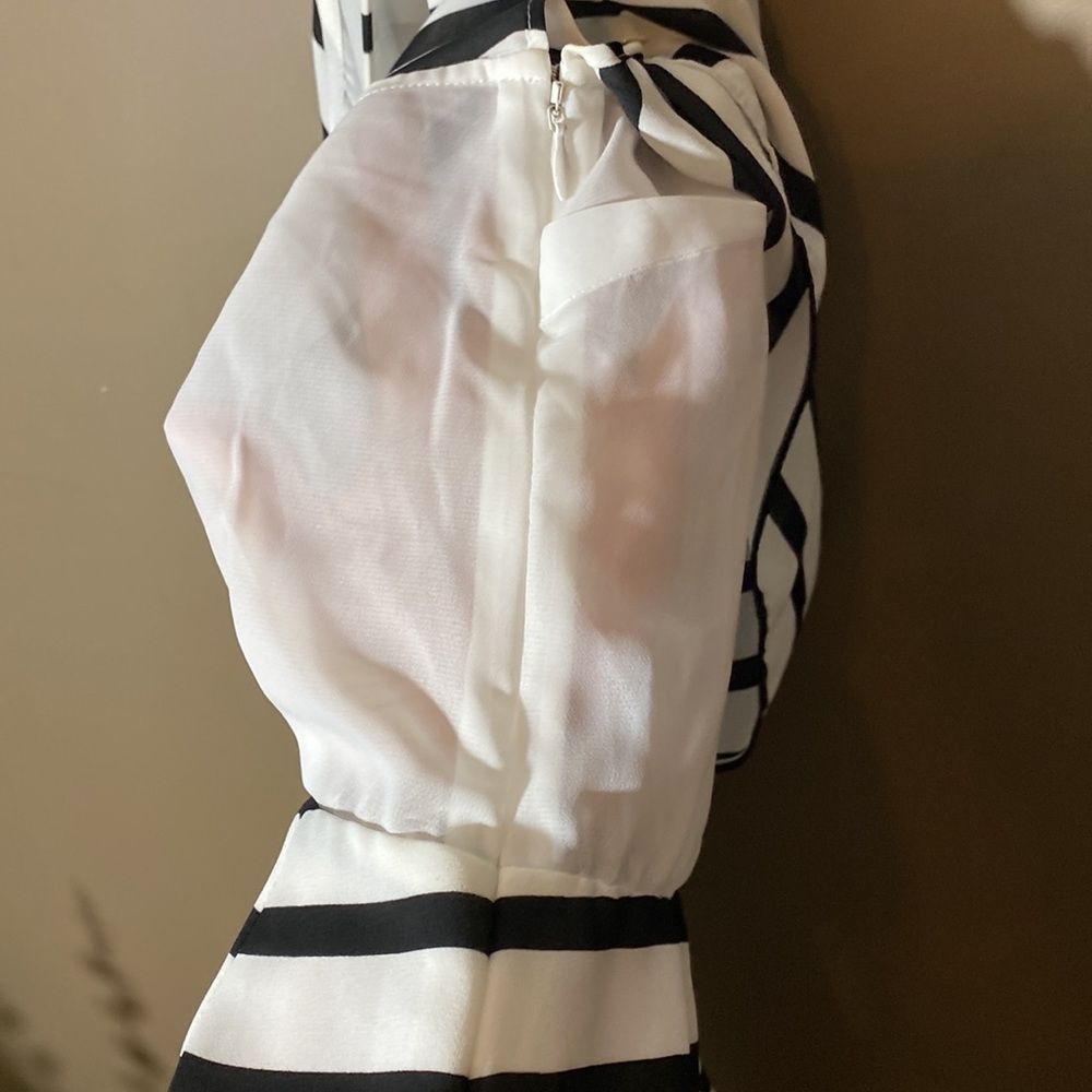 crosby by mollie burch romper 🖤 - Picture 11 of 15